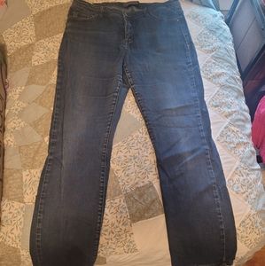 2/$10 Reitmans straight leg mom jeans. High rise Tummy tamer + Stretch size 15